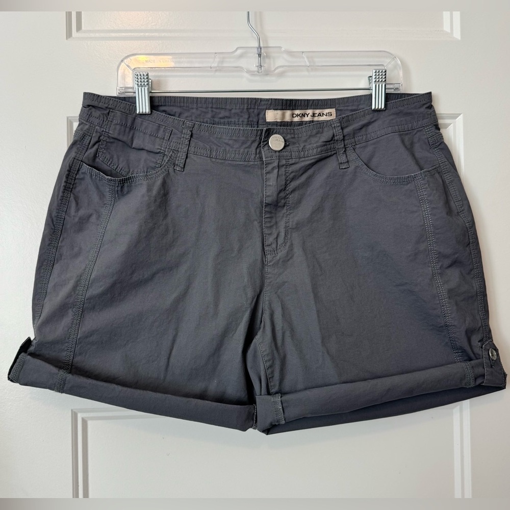 DKNY Jeans Gray Cargo Utility Shorts Size 14 Roll Cuff Mid Rise
